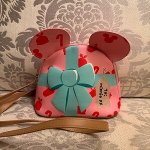NWOT Minnie Mouse Holiday Crossbody Bag Christmas Disney